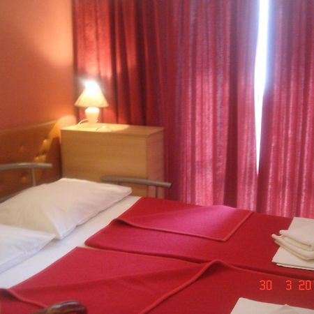 Aparthotel Pecic Gradac  Extérieur photo