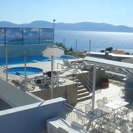 Aparthotel Pecic Gradac  Extérieur photo