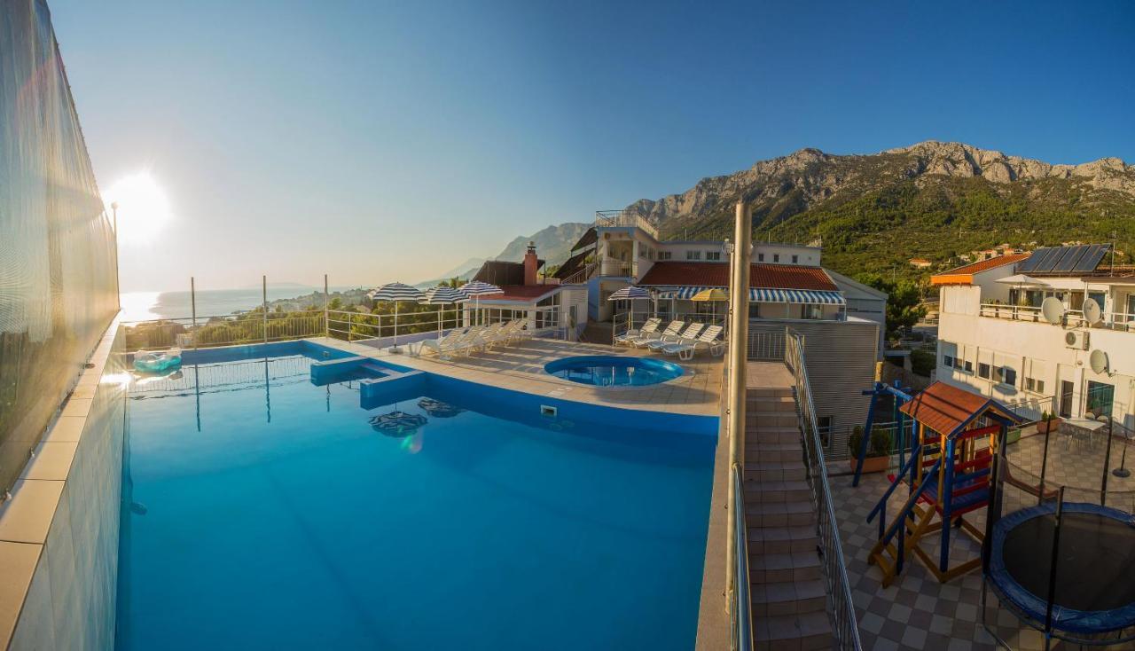 Aparthotel Pecic Gradac  Extérieur photo