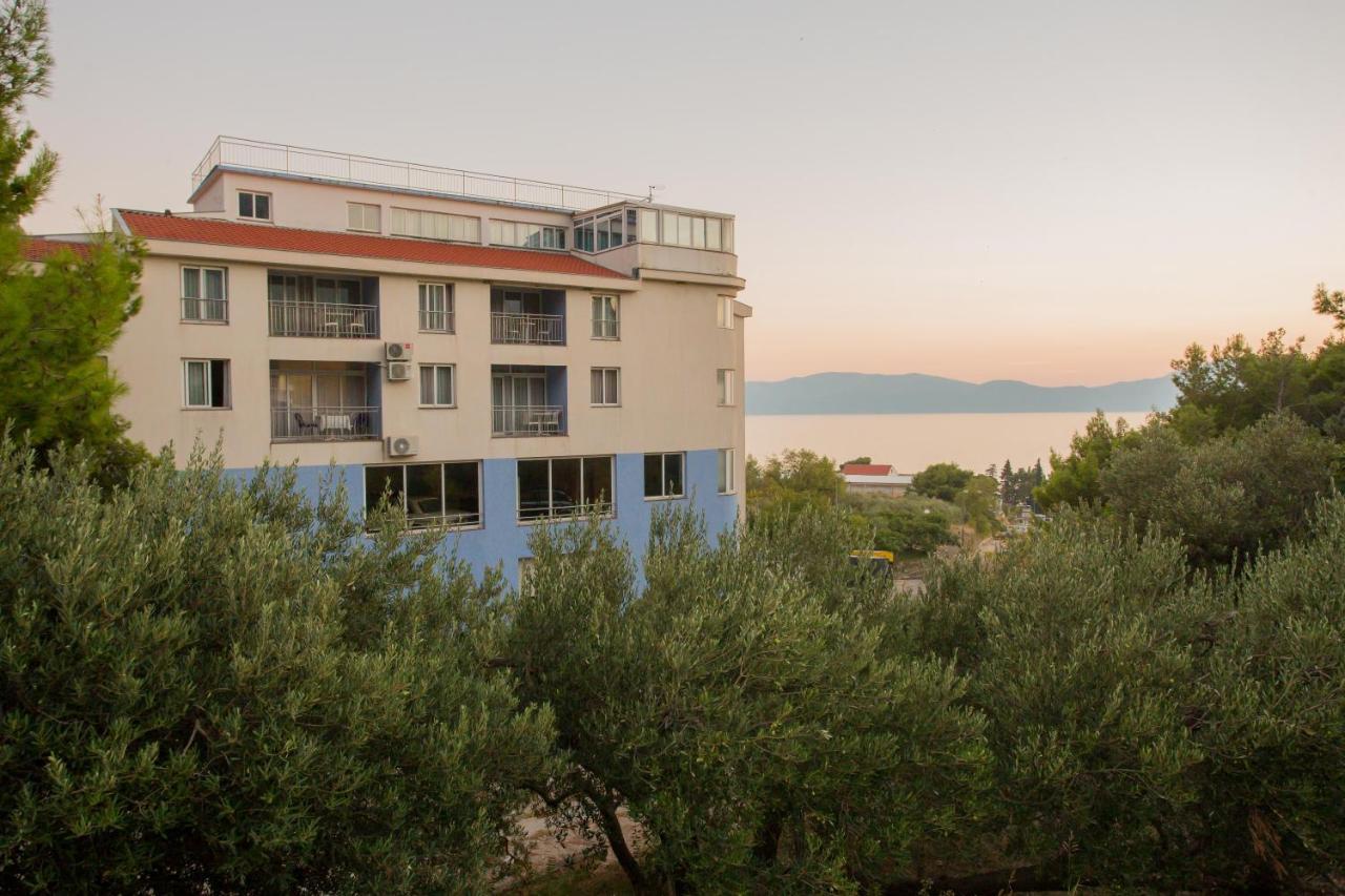 Aparthotel Pecic Gradac  Extérieur photo